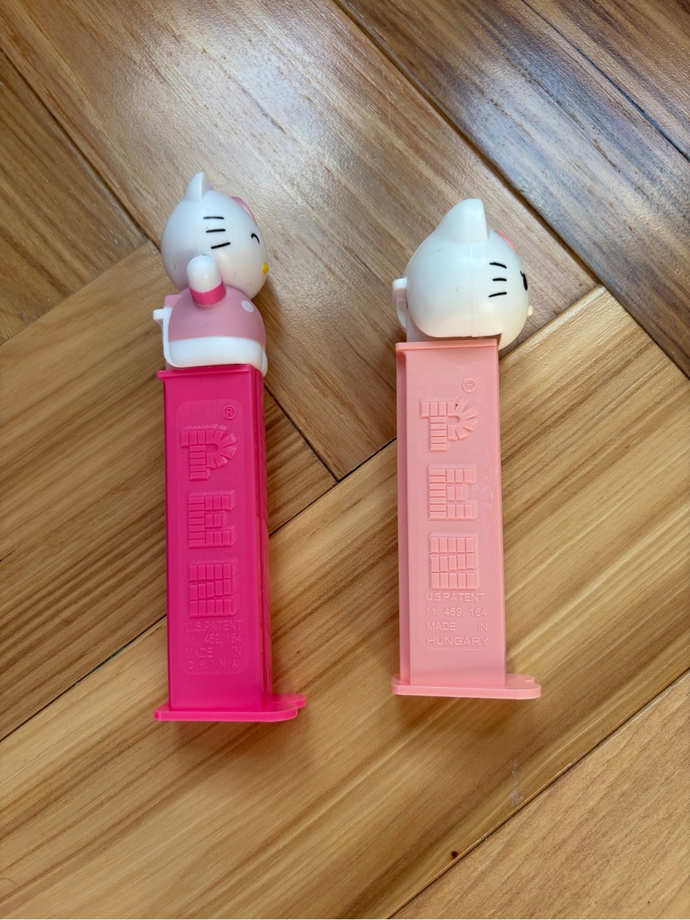 Hello Kitty Pink & Light Pink PEZ Style Candy Dispensers Set